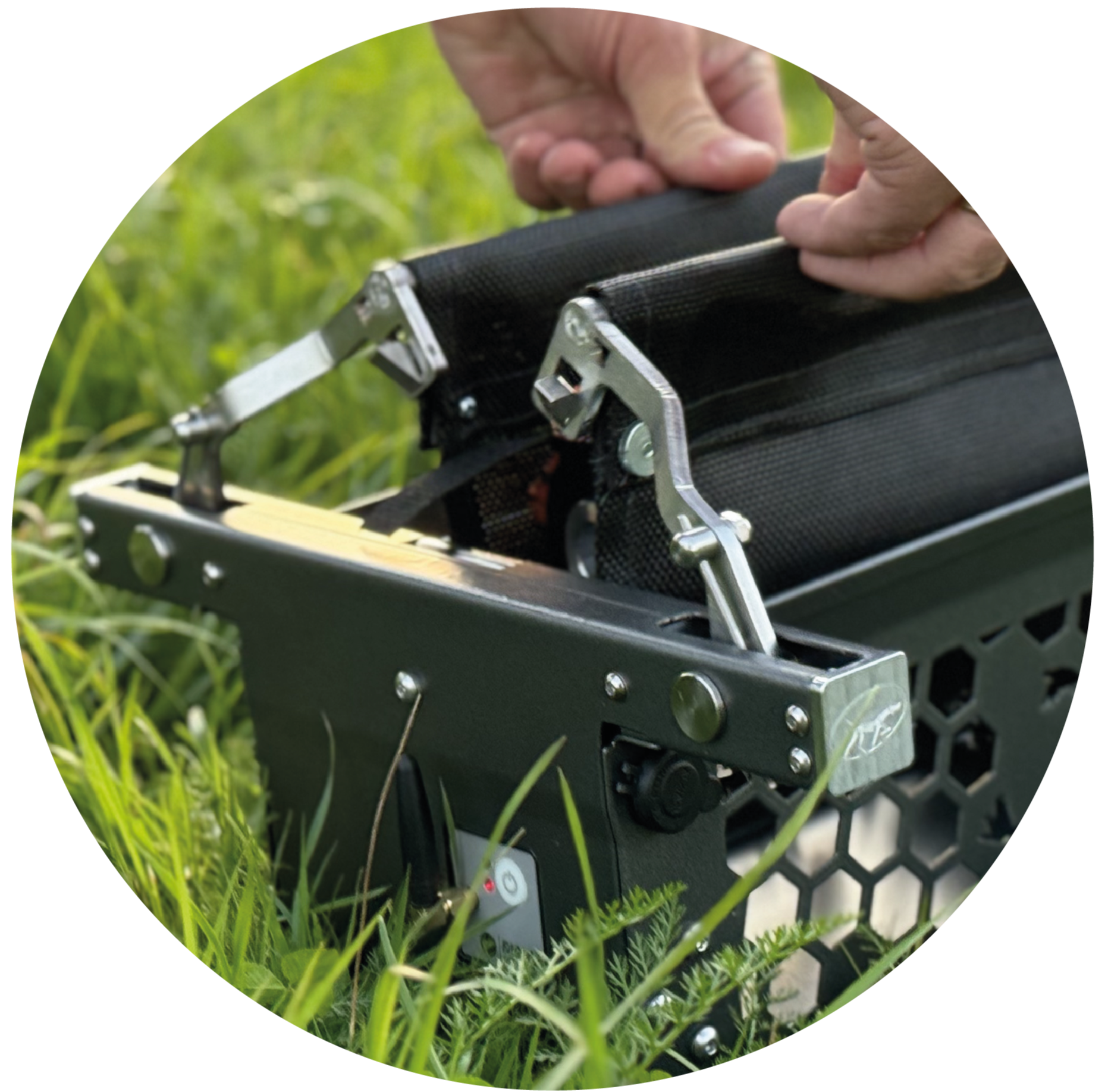 Why_us_Birdy Taubenwerfer_pointing-trainger_1.png